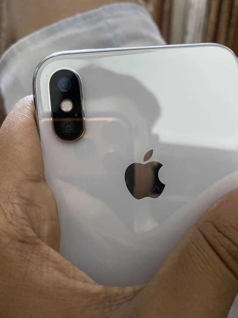 Apple iPhone X 1