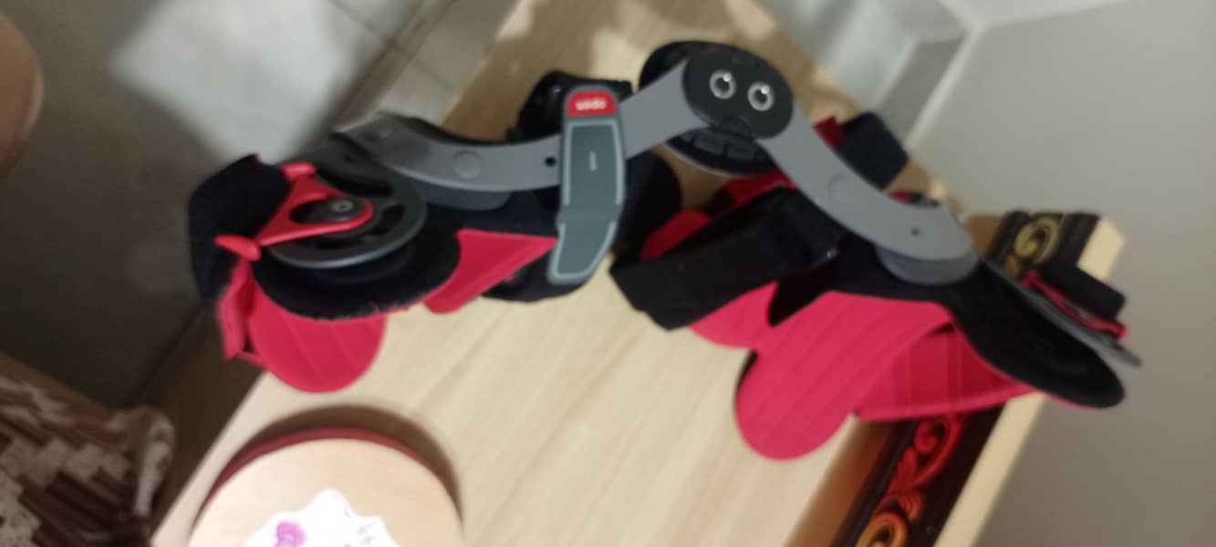 Knee brace 1