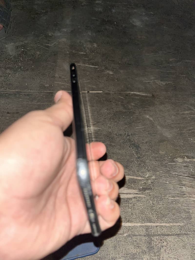 Apple iPhone 8 Plus 1