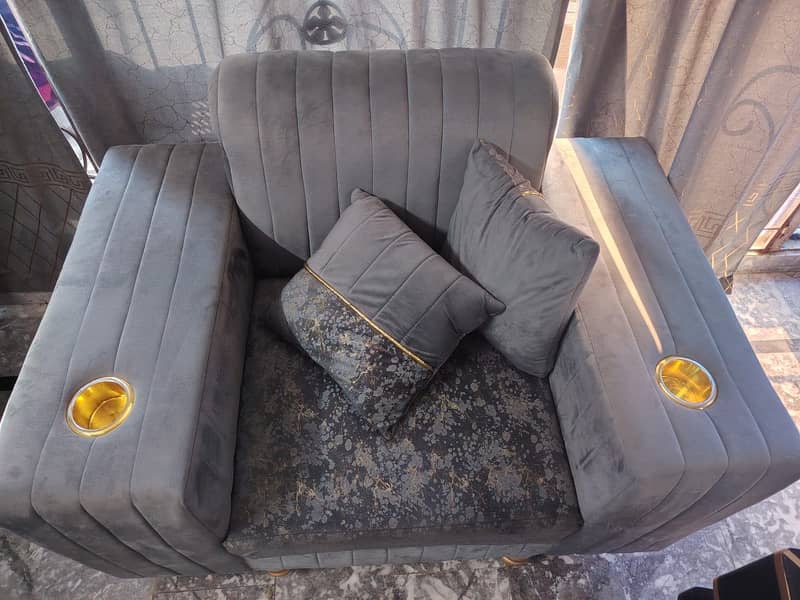 Sofas for salee 6