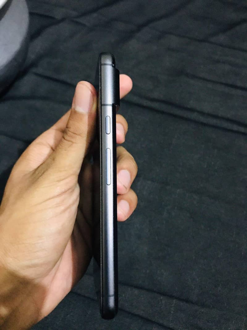 Google Pixel 8 2