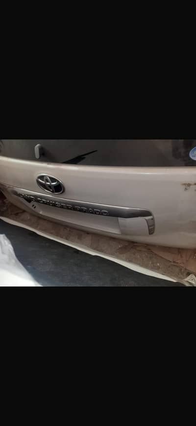 Prado Tx diggi 2011 , Fender 2013