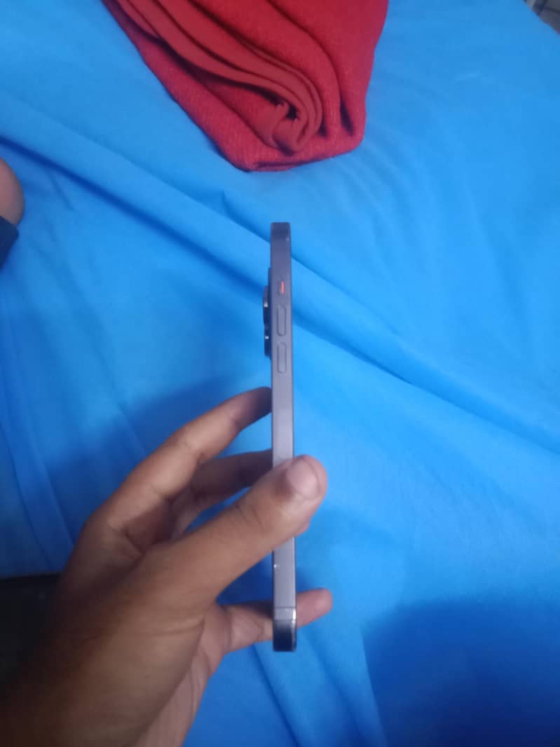 Apple iPhone 14 Pro Max 3