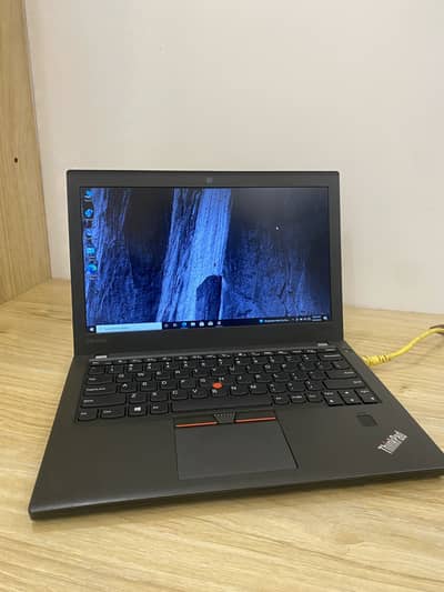 Lenovo x270 I5 7Gen