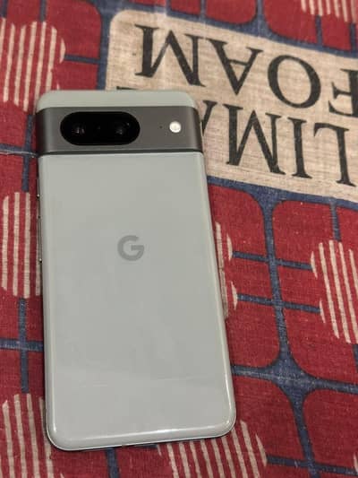 Google Pixel 8