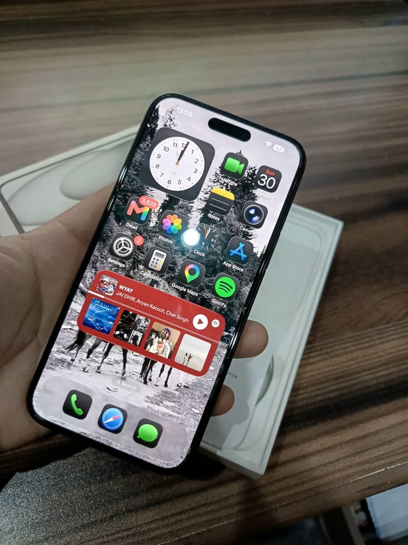 IPHONE 15 PLUS 2