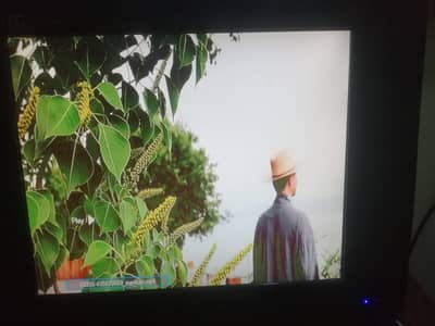 Samsung Series 6 6100 Slim LED TV – 22 Inches