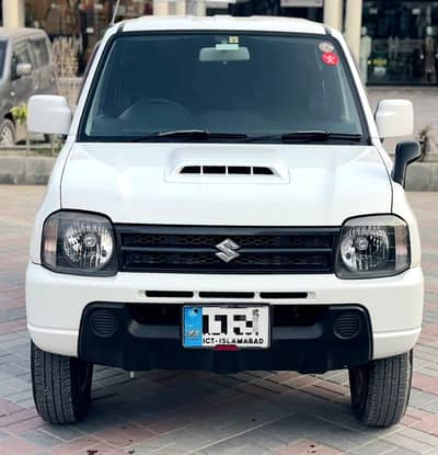 Antique Suzuki Jimny Sierra 2017 Model