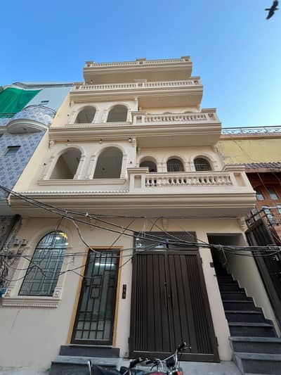 6 Marla Upper Portion For Rent