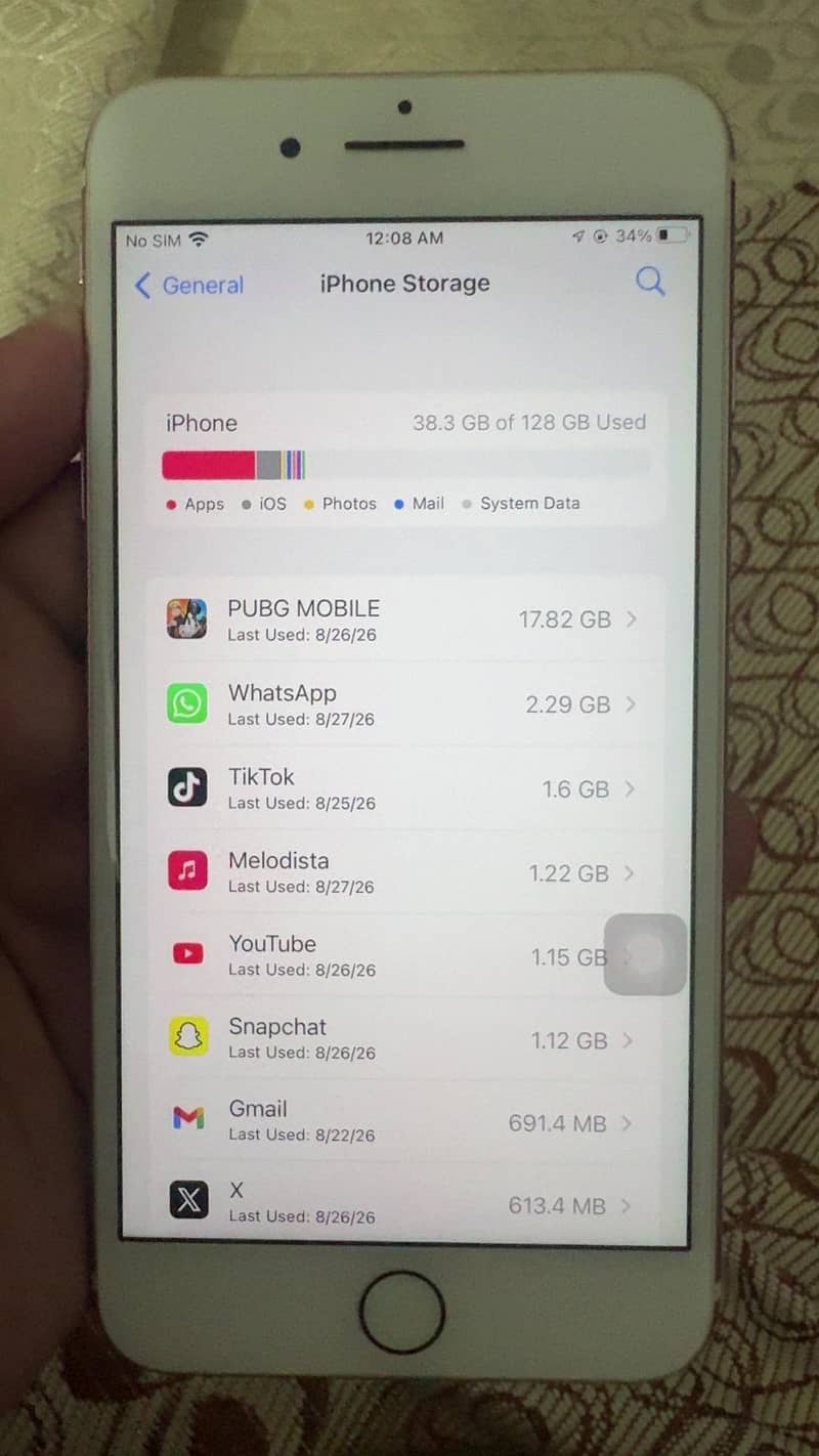 Apple iPhone 7 Plus 1