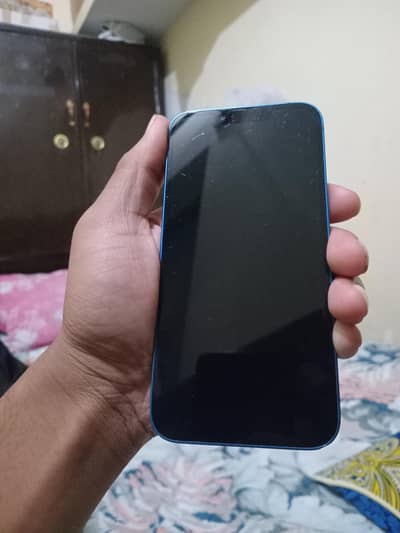 Apple iPhone 13
