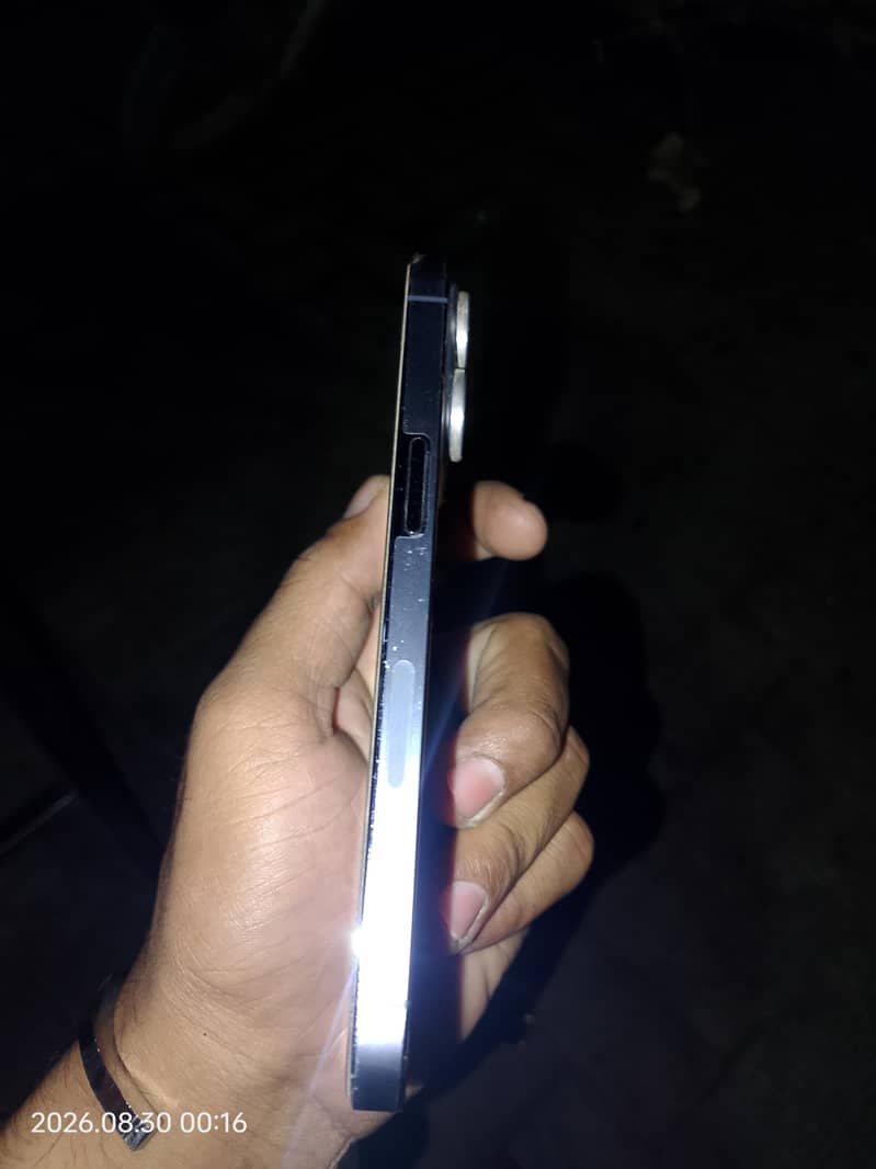 Apple iPhone 13 Pro 0
