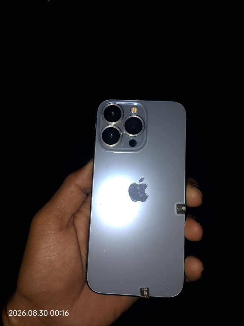 Apple iPhone 13 Pro 3