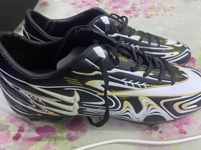 Football shoes