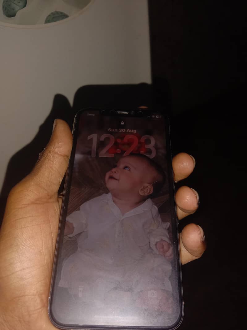 Apple iPhone 11 Pro 1