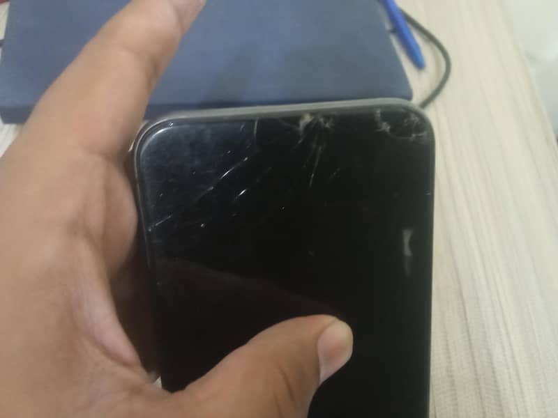 Apple iPhone 11 2