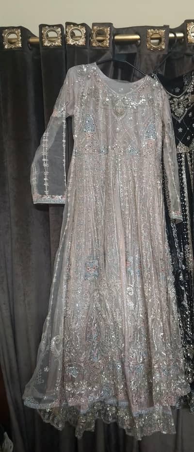 FOR SALE – Premium Luxury Formal Dress New Style