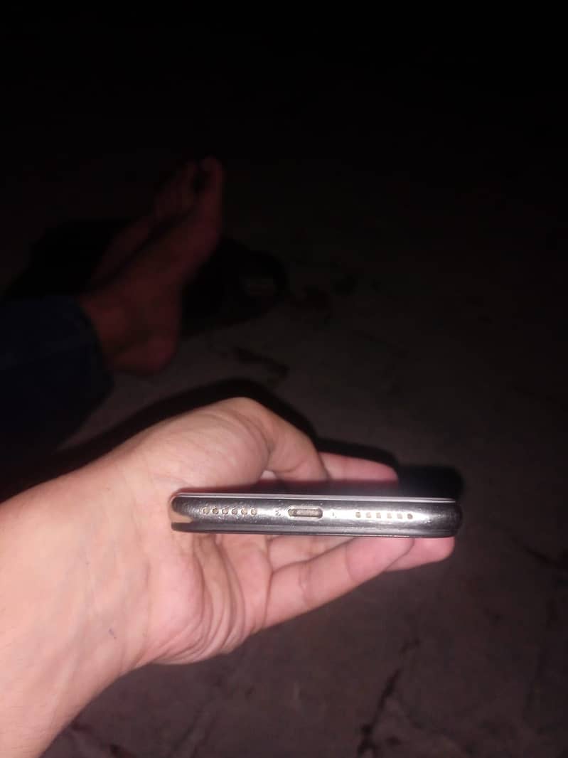 Apple iPhone X 2