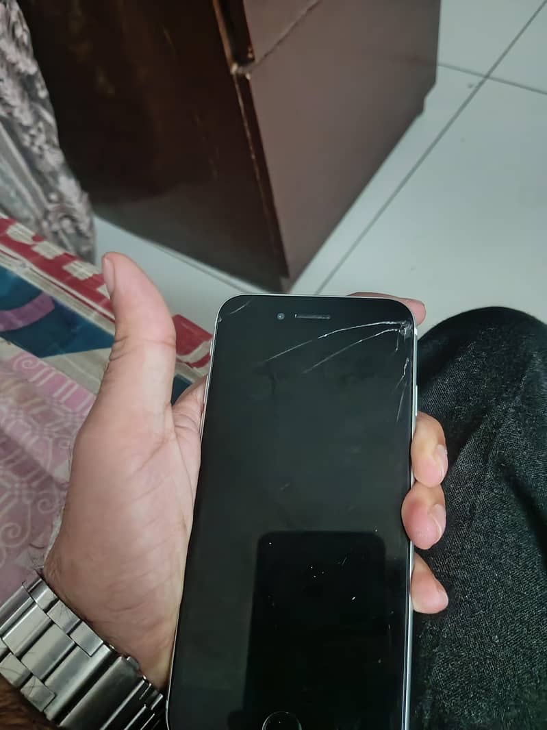 Apple iPhone SE 1