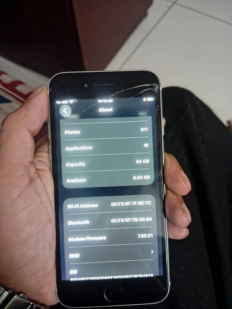 Apple iPhone SE 3