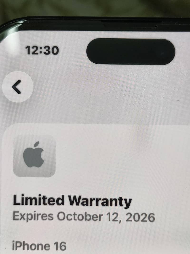 Apple iPhone 16 6