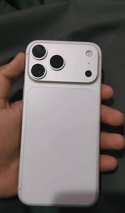 Apple iPhone 17 Pro Max jv just box open