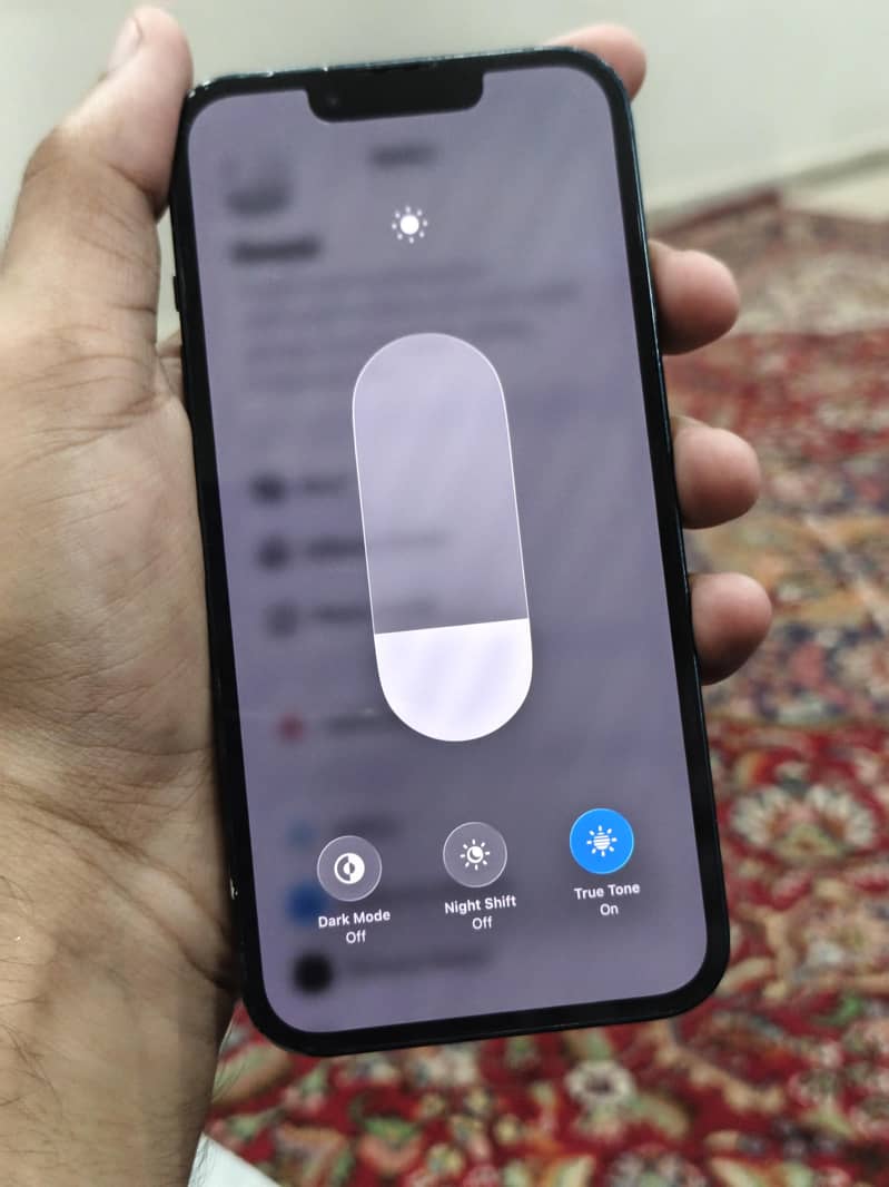 iPhone 13 9