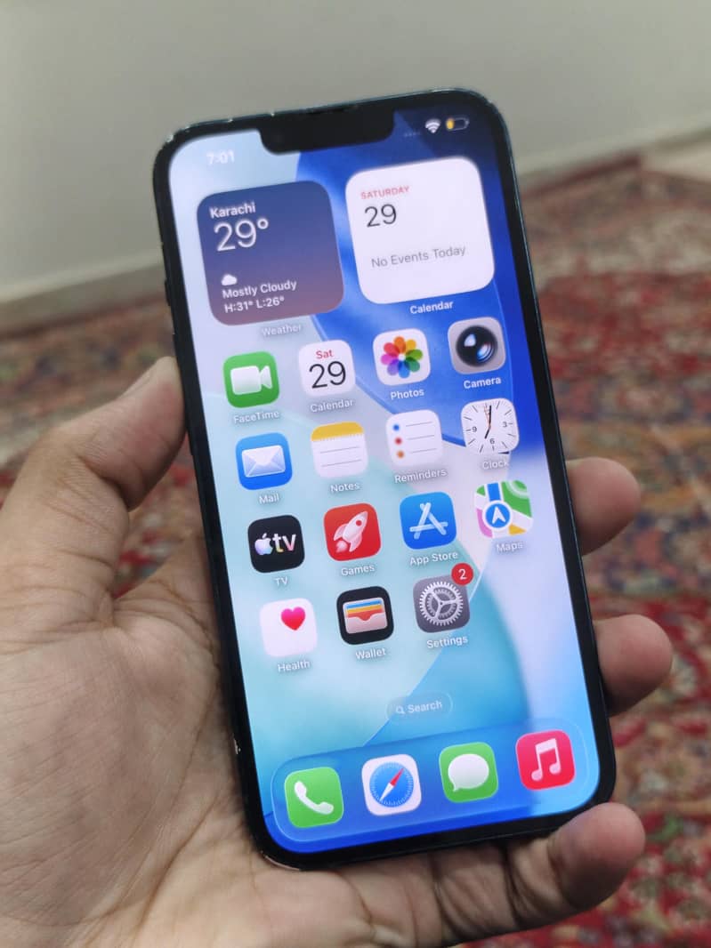 iPhone 13 10