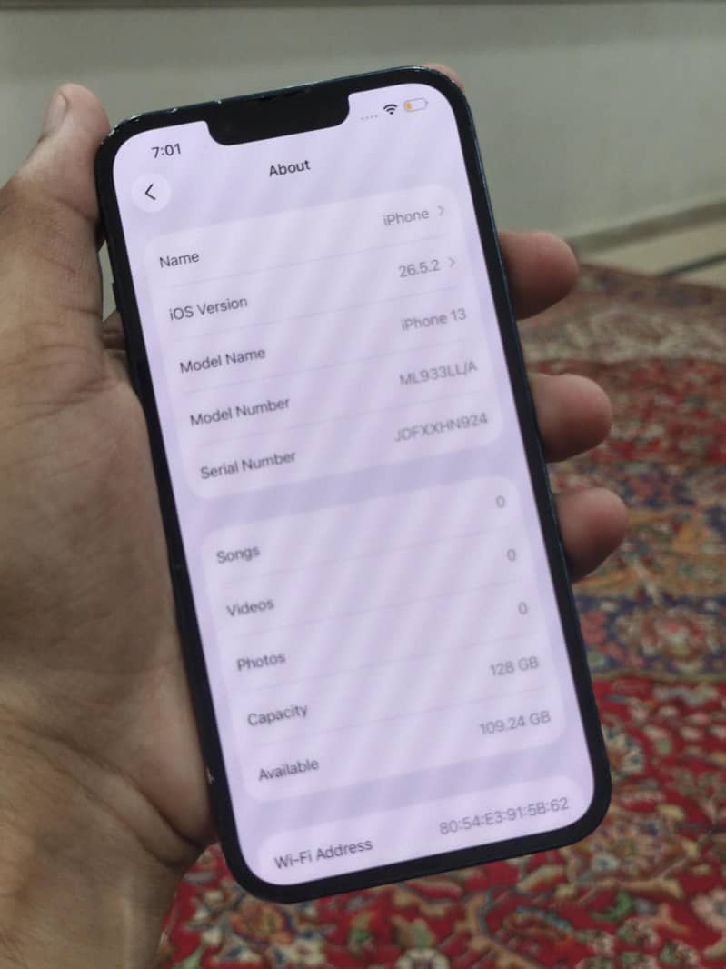 iPhone 13 11