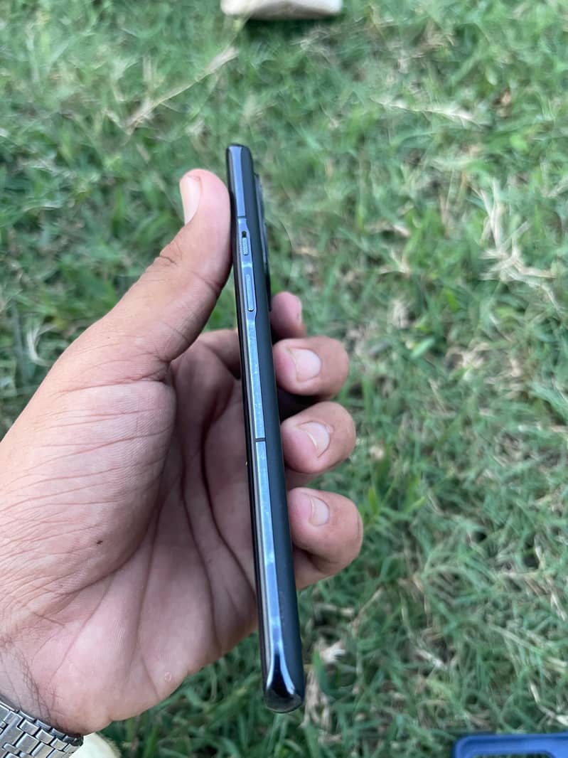 One Plus 9 Pro 5