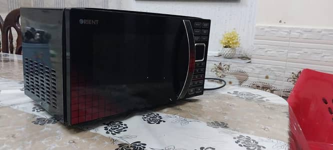 Orient Microwave Oven – Good Condition | Fully Working