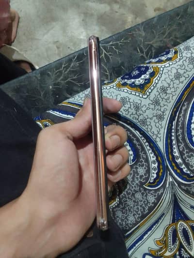 Vivo Y17
