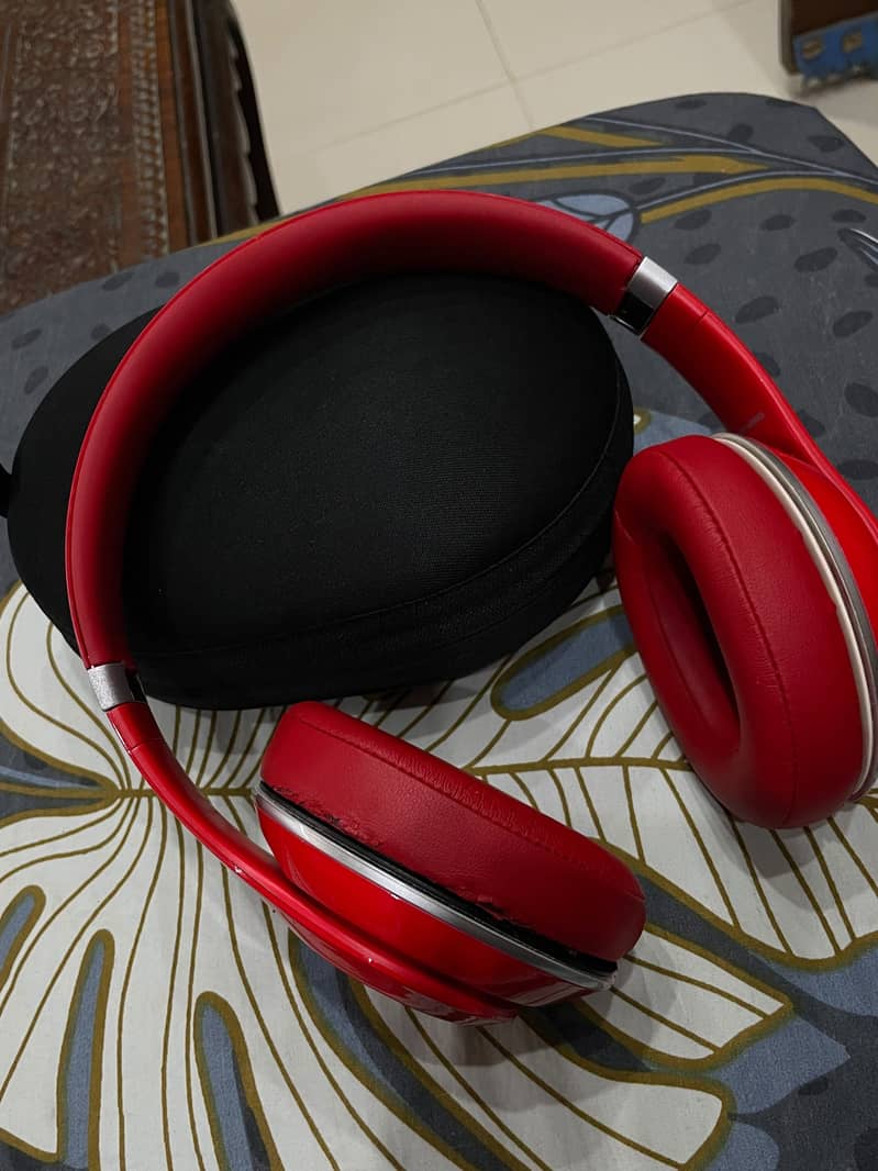 || wireless Beats studio || 1