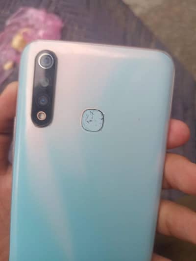 vivo y19