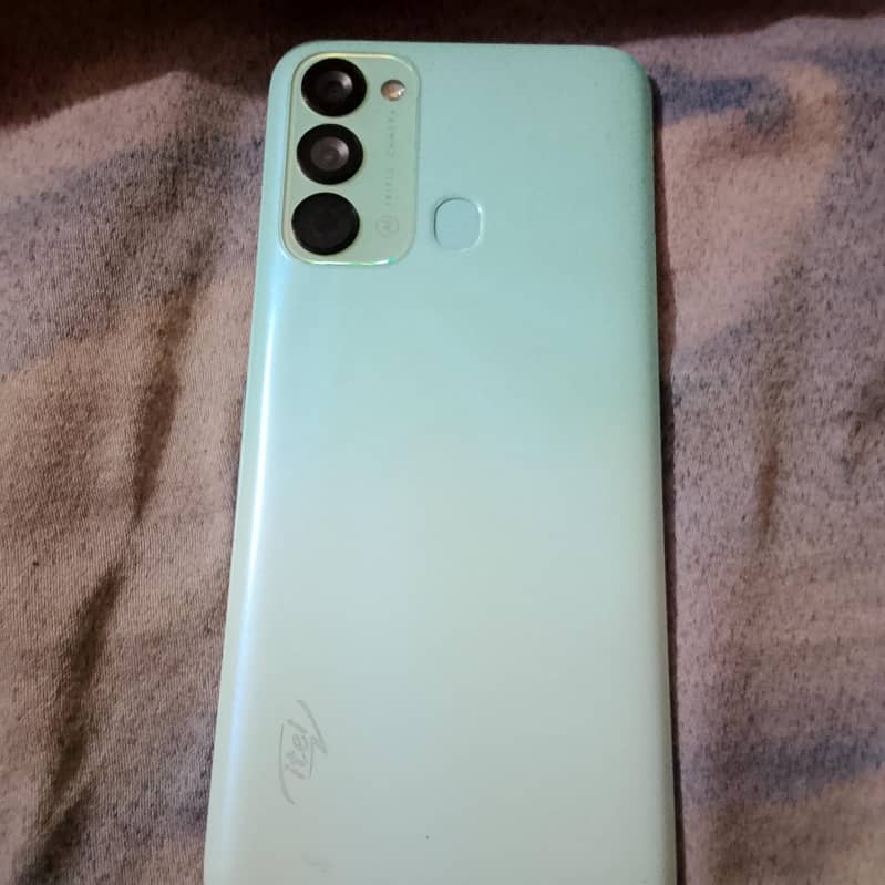 Itel Vision 3 6
