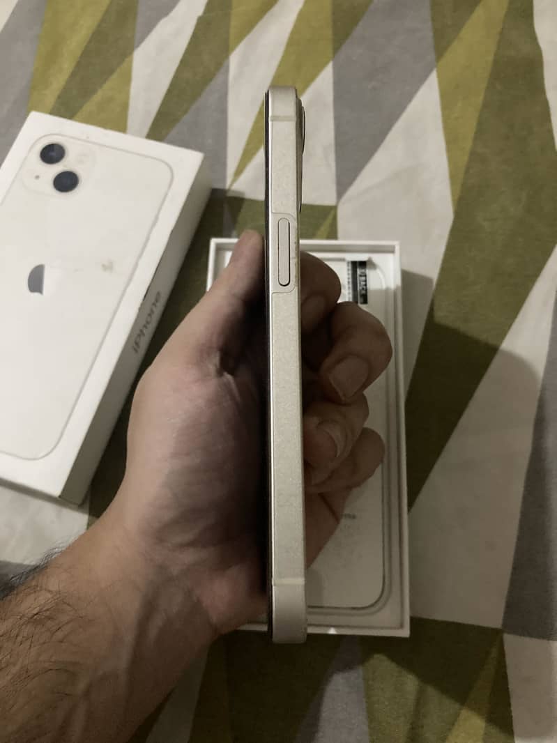 Apple iPhone 13 3