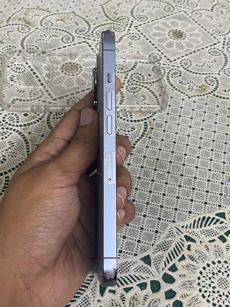 Apple iPhone 13 Pro 5