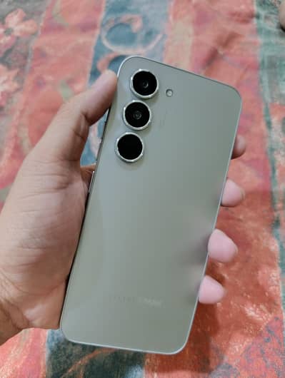 Tecno Spark 40 Pro