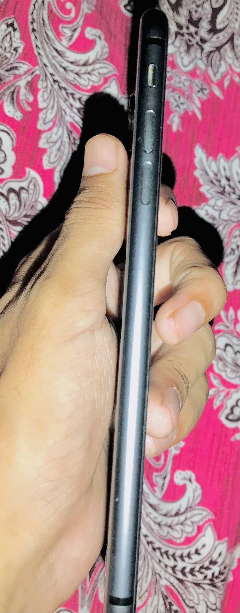 Apple iPhone 8 Plus 4