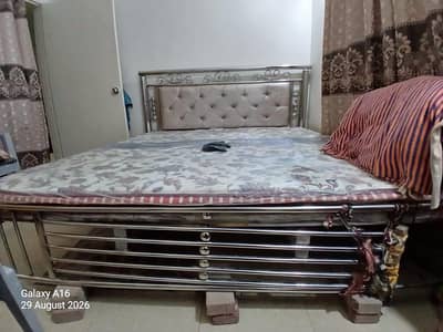 Iron bed