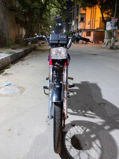 United 125