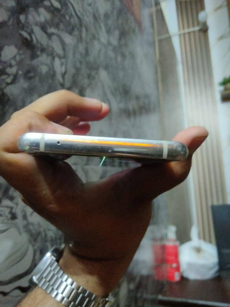 One Plus 8 4
