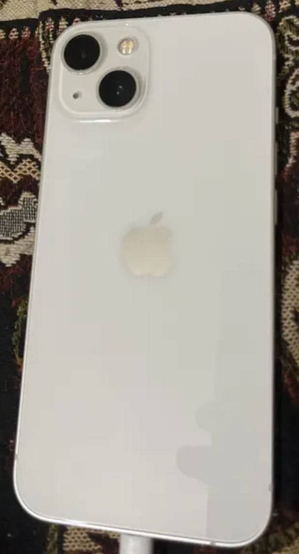 Apple iPhone 13 0