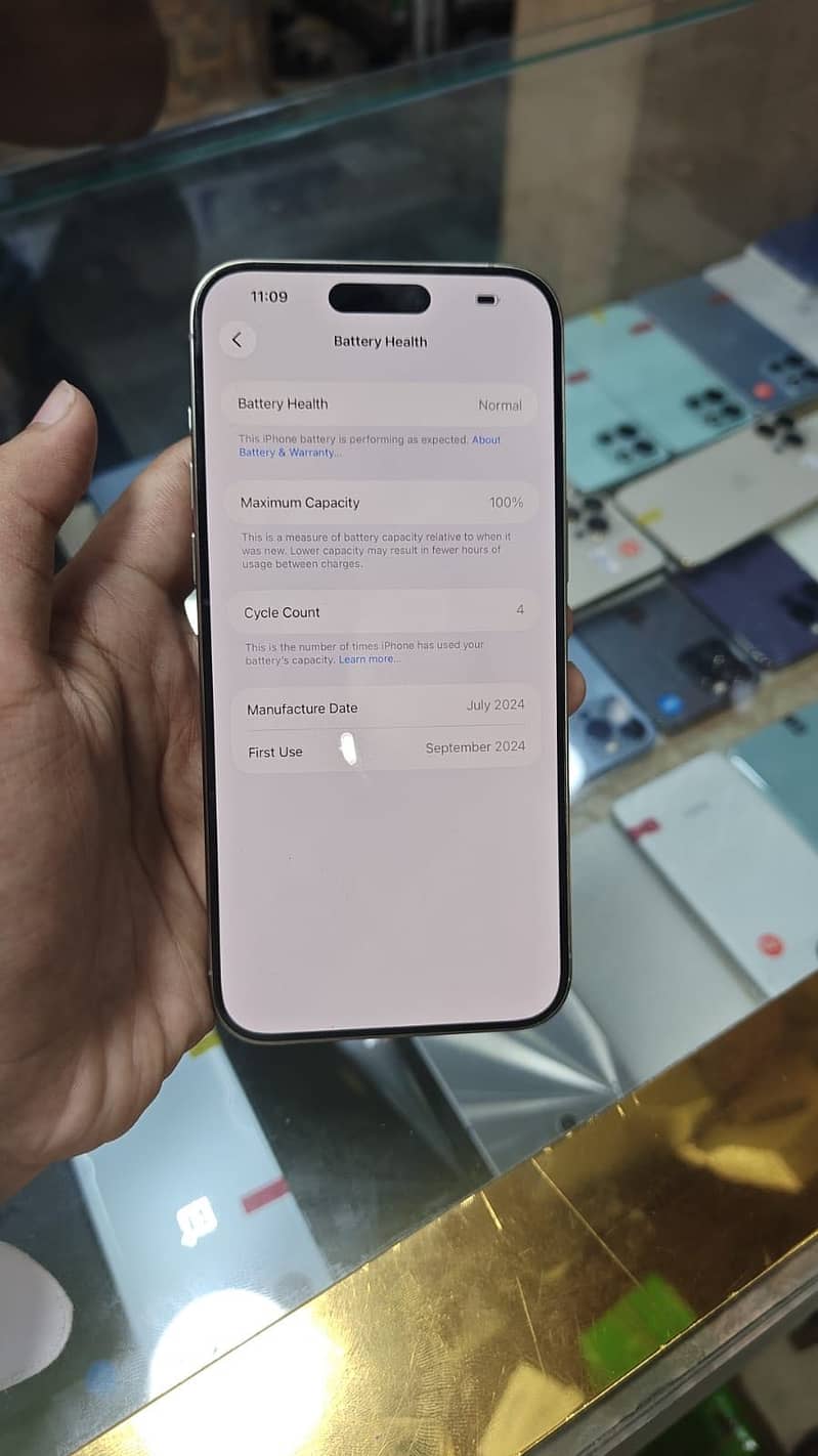 Apple iPhone 15 Pro Max 7