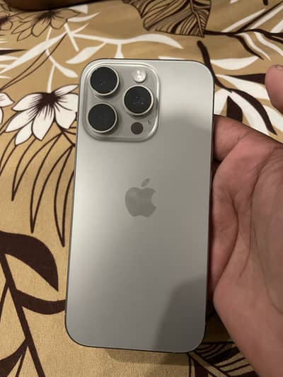 Apple iPhone 16 Pro