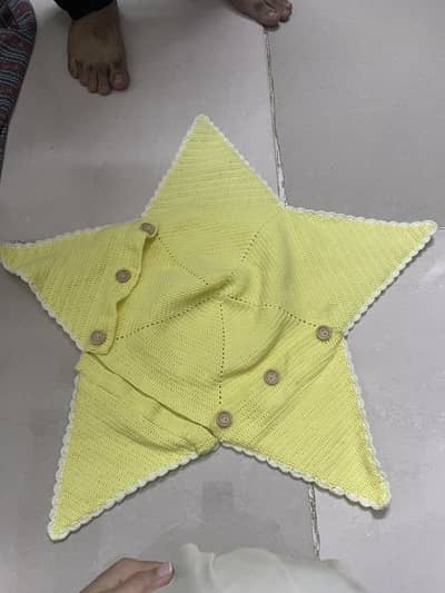 Star shape sweater for 2-5 months baby