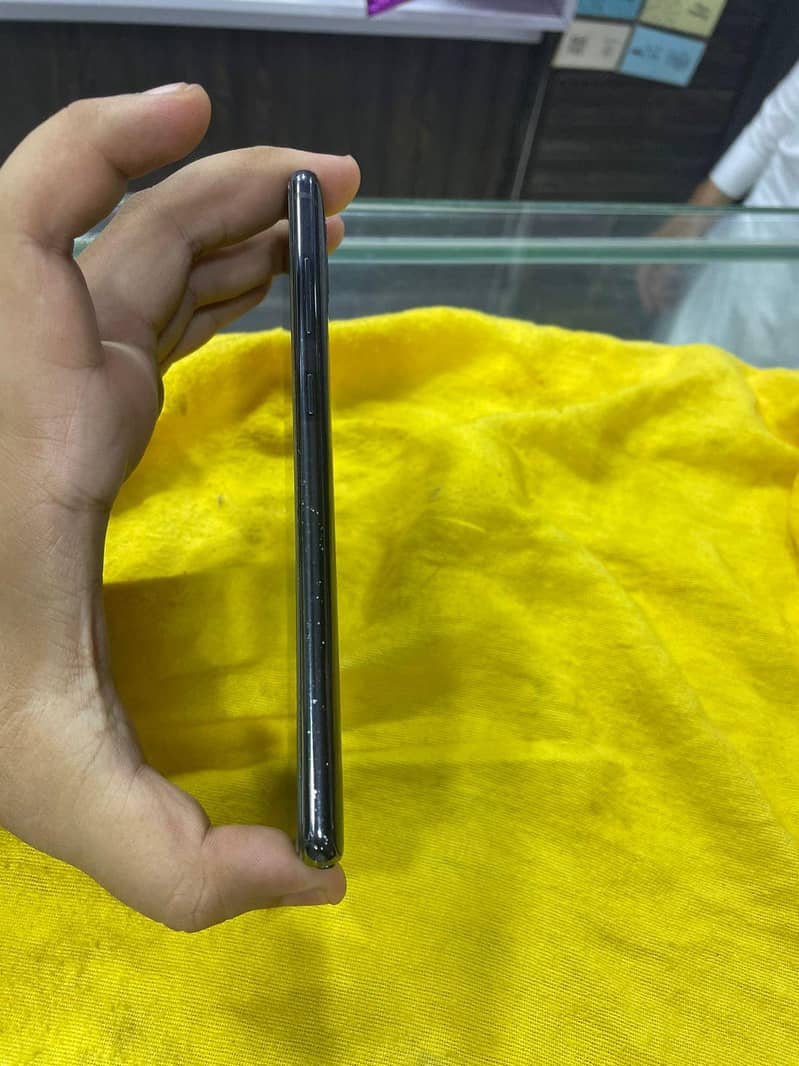 Samsung Mobile Note 10lite 4