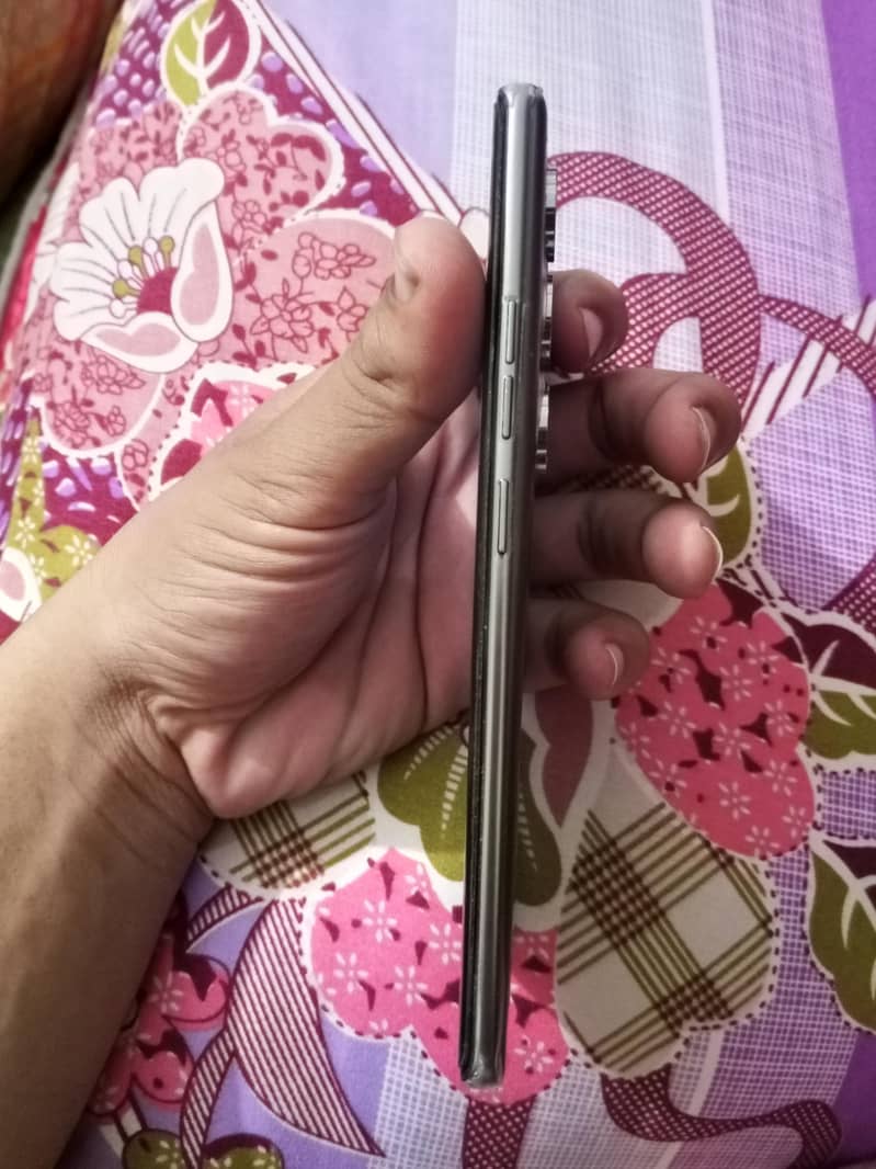 Tecno CAMON 40 Pro 5