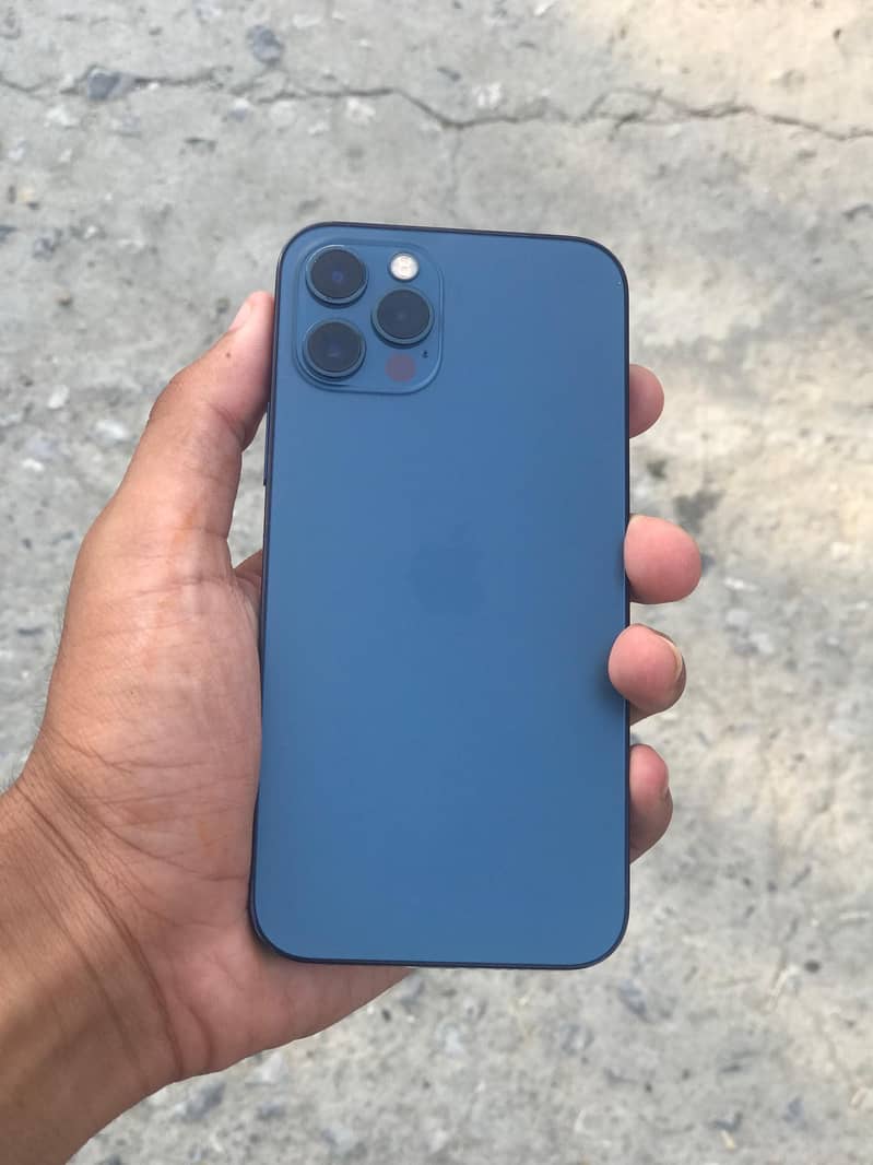 Apple iPhone 12 Pro 4