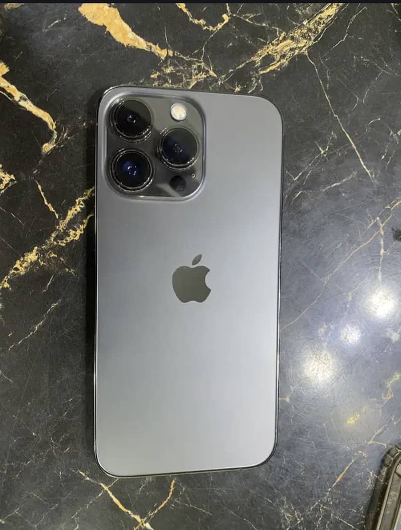 Apple iPhone 13 Pro 3